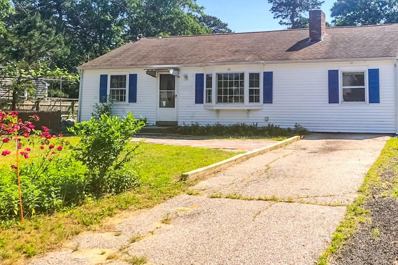3 Bed 1 Bath Vacation Home In West Yarmouth Exterior photo